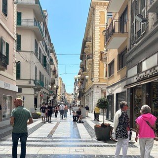 Verso le elezioni di Sanremo, parola ai cittadini: "Troppe buche e rifiuti, e si dia spazio ai giovani"