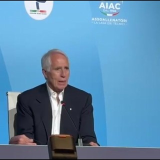 Malagò nuovo presidente Fgic: "Ho 3900 messaggi sul cellulare, ora cominciamo a metterci la testa" Malagò nuovo presidente Fgic: "Ho 3900 messaggi sul cellulare, ora cominciamo a metterci la testa"