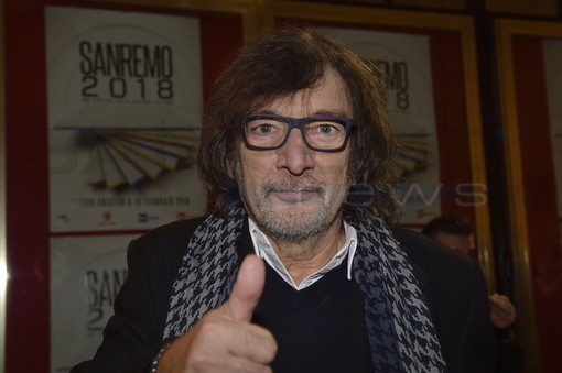 Ipotesi "fuga" del Festival da Sanremo, Cecchetto: "Rimini e Riccione disponibili a ospitarlo" Ipotesi "fuga" del Festival da Sanremo, Cecchetto: "Rimini e Riccione disponibili a ospitarlo"