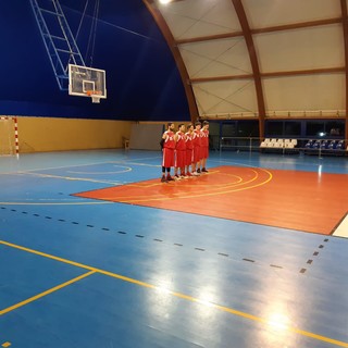 Basket, Promozione. Ventimiglia, derby combattuto contro il Bvc Sanremo: i matuziani passano 59-62