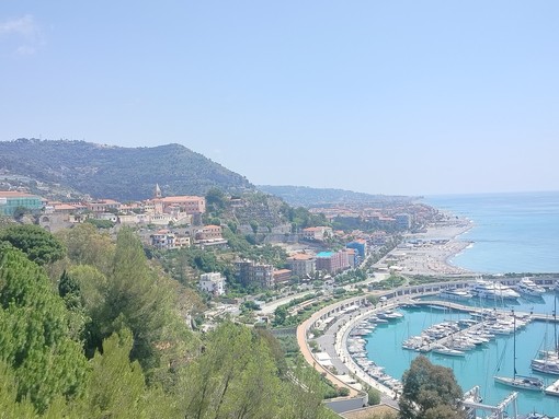Turismo, primavera in crescita nella Riviera dei Fiori: i dati tra marzo e maggio sono positivi Turismo, primavera in crescita nella Riviera dei Fiori: i dati tra marzo e maggio sono positivi