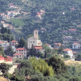 Sanremo: da domani, anticipato alle 17.30 l'orario di chiusura del cimitero frazionale di Verezzo