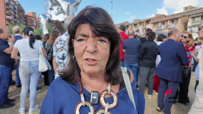 Arte, Attanasio (poetessa): "L'umano che c'è in noi deve essere rispettato"