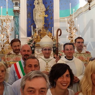 Borgomaro: celebrata a Ville San Sebastiano la messa dal Vescovo Guglielmo Borghetti Borgomaro: celebrata a Ville San Sebastiano la messa dal Vescovo Guglielmo Borghetti