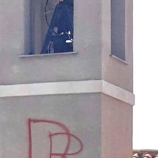 Bordighera: atto di vandalismo alla chiesa di Sant'Ampelio, un gruppo di ragazzi ha ammesso i fatti Bordighera: atto di vandalismo alla chiesa di Sant'Ampelio, un gruppo di ragazzi ha ammesso i fatti