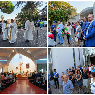 Vallecrosia, solenne processione per il patrono San Rocco lungo le vie cittadine (foto e video) Vallecrosia, solenne processione per il patrono San Rocco lungo le vie cittadine (foto e video)