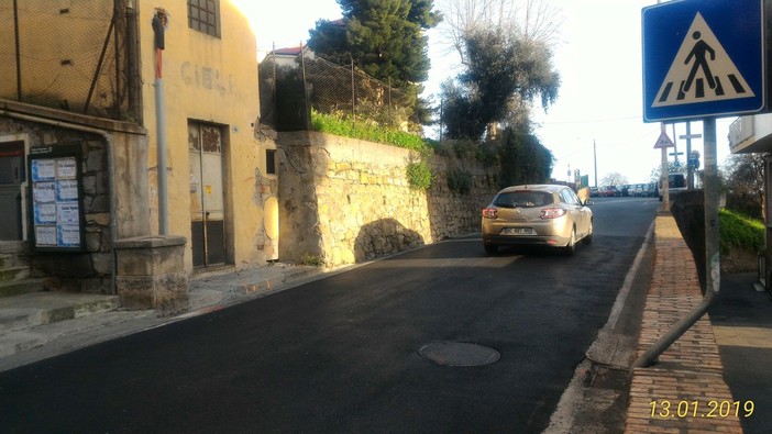 Sanremo: lettore segnala il mancato rifacimento delle strisce pedonali su via Borea