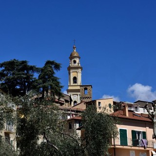 Vallebona: inadempienze nel conferimento dei rifiuti solidi urbani, trasgressori nel mirino del Sindaco che emette un’ordinanza Vallebona: inadempienze nel conferimento dei rifiuti solidi urbani, trasgressori nel mirino del Sindaco che emette un’ordinanza