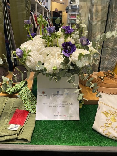 "Sanremoinfiore, omaggio a Italo Calvino": in 300 vetrine le composizioni dei flower design di Federfiori Confcommercio (Foto)