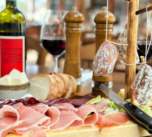 Sanremo – Villaggio dei Fiori: sold out il 5 dicembre per la cena dedicata alla Valtellina con gli chef del Gruppo Smart Family Hotel di Brunate (CO)