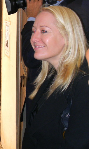 Sanremo: visita nella Pigna del vice delegato alla cultura Usa, intervista a Fleur Cowan