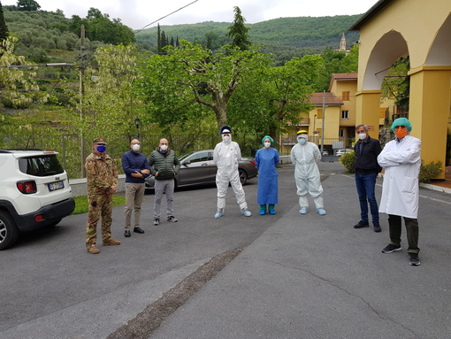 Coronavirus, il presidente della provincia ha incontrato i sanitari della marina militare alla casa di riposo di Borgomaro