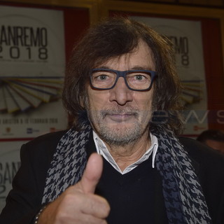 Ipotesi "fuga" del Festival da Sanremo, Cecchetto: "Rimini e Riccione disponibili a ospitarlo" Ipotesi "fuga" del Festival da Sanremo, Cecchetto: "Rimini e Riccione disponibili a ospitarlo"