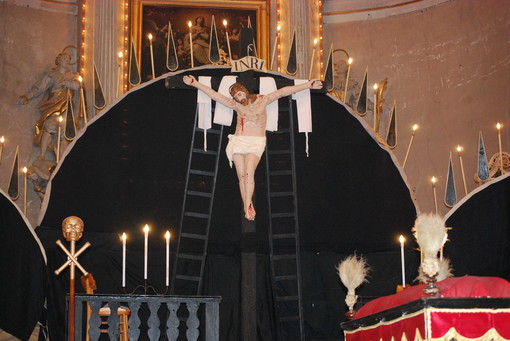 Il Borgo di Triora si prepara al Venerdì Santo, ecco come si svolgerà passo per passo Il Borgo di Triora si prepara al Venerdì Santo, ecco come si svolgerà passo per passo