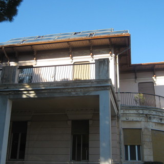 Il Comune di Imperia fa cassa: venduti villa Carpeneto e il tabacchino di piazza Calvi Il Comune di Imperia fa cassa: venduti villa Carpeneto e il tabacchino di piazza Calvi