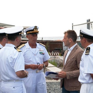 Visita dell'Ammiraglio Pettorino nei comuni sotto il controllo della Capitaneria di Porto di Sanremo