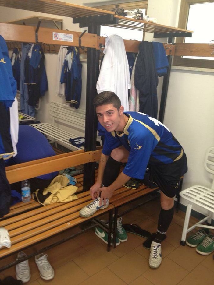 Nella foto Vecchiotti, trequartista della Virtus Sanremo: la sua perla vale una stagione