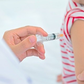 Covid, Toti incontra i pediatri: "Già a lavoro per organizzare e vaccinazione under 12 in hub dedicati" Covid, Toti incontra i pediatri: "Già a lavoro per organizzare e vaccinazione under 12 in hub dedicati"