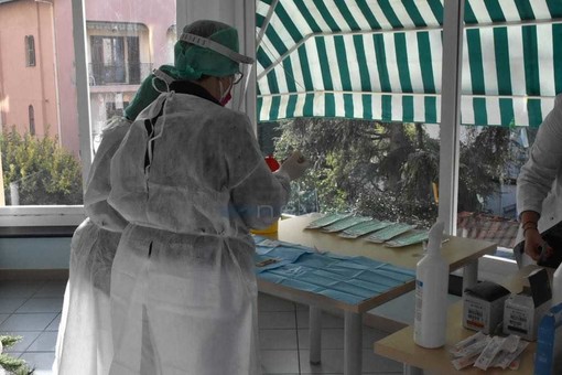 Campagna di vaccinazione in atto: le domande del Consigliere di 'Civicamente Bordighera' Mara Lorenzi Campagna di vaccinazione in atto: le domande del Consigliere di 'Civicamente Bordighera' Mara Lorenzi