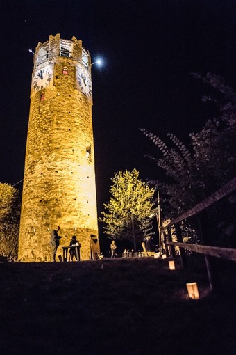 Il 14 agosto in Valle Bronda a Brondello si svolgerà il suggestivo Concerto Notturno dei Mille Lumini Il 14 agosto in Valle Bronda a Brondello si svolgerà il suggestivo Concerto Notturno dei Mille Lumini