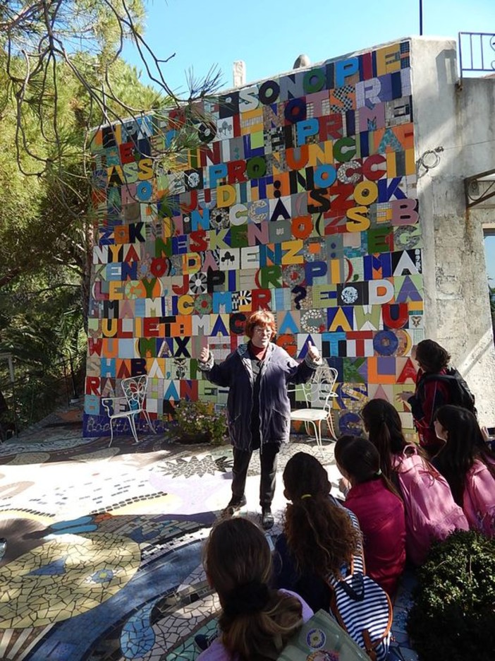 Cipressa: i bambini delle scuole elementari e Villa Biener nel progetto "I bambini cavalcano l'arte"