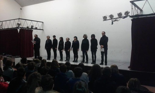 Ventimiglia: il progetto Unicef 'Il viaggio dei migranti' arriva al Liceo Aprosio, una giornata di riflessione per gli studenti