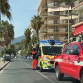 Ventimiglia, rimangono bloccati in ascensore: scattano i soccorsi (Foto) Ventimiglia, rimangono bloccati in ascensore: scattano i soccorsi (Foto)