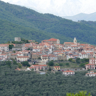 Lucinasco, il vademecum del sindaco Marilena Abbo per evitare lo spreco dell’acqua Lucinasco, il vademecum del sindaco Marilena Abbo per evitare lo spreco dell’acqua