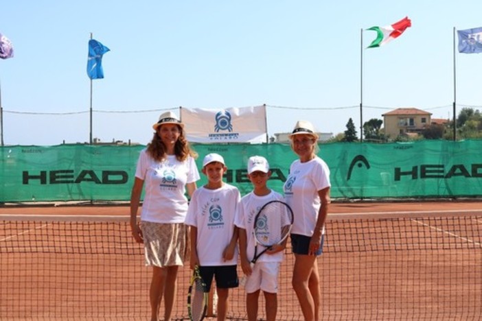 Tennis. Grande successo per la terza edizione della 'Voleé Cup' al TC Solaro (FOTO e VIDEO)