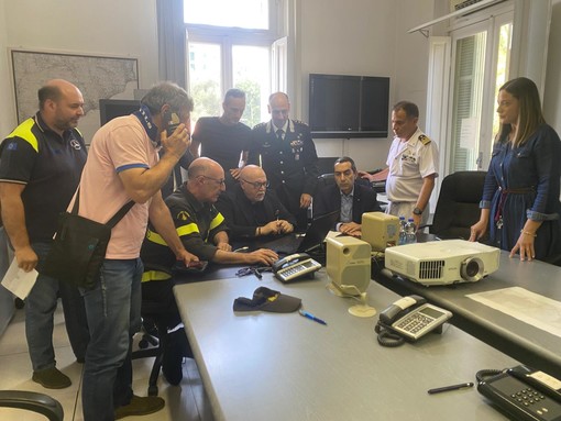 Ventimiglia, scomparsa del piccolo Alain: vertice in prefettura, proseguono le ricerche Ventimiglia, scomparsa del piccolo Alain: vertice in prefettura, proseguono le ricerche