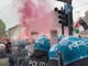 A Torino cori e fumogeni al presidio contro Vannacci: "Vattene" A Torino cori e fumogeni al presidio contro Vannacci: "Vattene"
