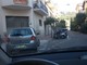 Bordighera: mezzi intralciano uscite/entrate dalle proprietà, la protesta dei residenti di via General Biamonti (foto) Bordighera: mezzi intralciano uscite/entrate dalle proprietà, la protesta dei residenti di via General Biamonti (foto)