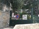 Bordighera: processionaria, bonificato il giardino di Villa Felomena, oggi la scuola riaprirà, Ingenito “Speriamo di aver risolto, terremo sotto controllo la situazione”