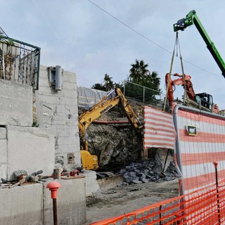 Sanremo: messa in sicurezza a La Vesca, prorogate le ordinanze per via Duca D’Aosta e i sensi unici da Valle Armea