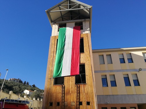 Imperia: domani al Comando Provinciale dei Vigili del Fuoco si festeggia Santa Barbara, il bilancio di un anno di attività Imperia: domani al Comando Provinciale dei Vigili del Fuoco si festeggia Santa Barbara, il bilancio di un anno di attività