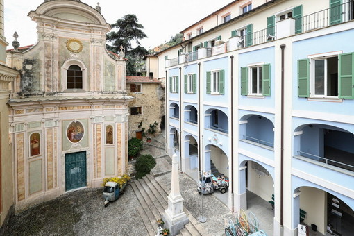 Vallebona riapre “Into the Mix”: la mostra di Toni Meneguzzo torna visitabile nel fine settimana Vallebona riapre “Into the Mix”: la mostra di Toni Meneguzzo torna visitabile nel fine settimana