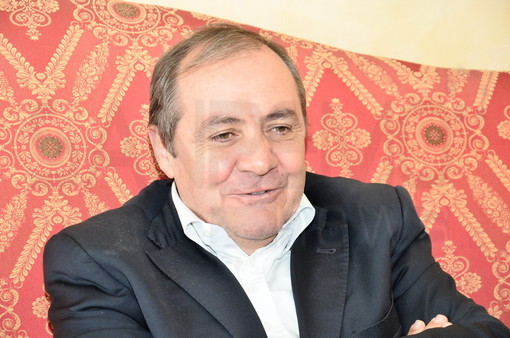 Partenza in Albania, Vegni (Rcs): "Buonissimo avvio, molto ben organizzato.Sarà un Giro equilibrato, non duro, oggi il ciclismo è cambiato" Partenza in Albania, Vegni (Rcs): "Buonissimo avvio, molto ben organizzato.Sarà un Giro equilibrato, non duro, oggi il ciclismo è cambiato"