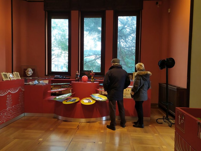 Imperia: per i 140 anni dell'anniversario dalla nascita di Grock, visite guidate e gag nella villa del celebre clown (foto e video) Imperia: per i 140 anni dell'anniversario dalla nascita di Grock, visite guidate e gag nella villa del celebre clown (foto e video)