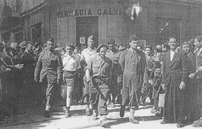 Foto Anpi del 1° maggio 1945: a Sanremo i comandanti Divisione Partigiana Garibaldi ‘Felice Cascione’, Vittò Guglielmo e Gino Napolitano