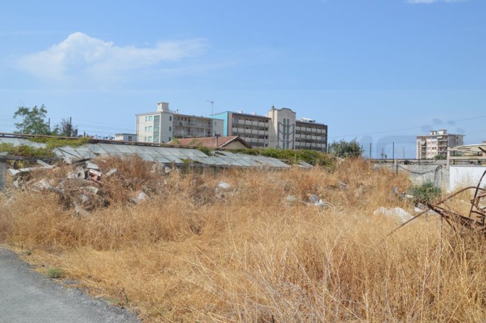 Vallecrosia: concessione della proprietà Molinari al Comune, Quesada "Risultato importante, Paolino si è impegnato molto" Vallecrosia: concessione della proprietà Molinari al Comune, Quesada "Risultato importante, Paolino si è impegnato molto"