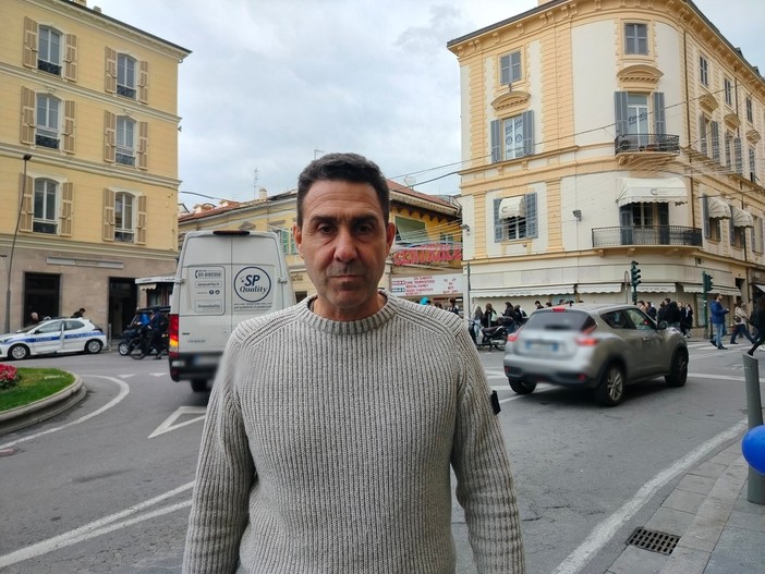 Serata Cover e incontri politici: il ritorno di Roberto Vannacci a Sanremo