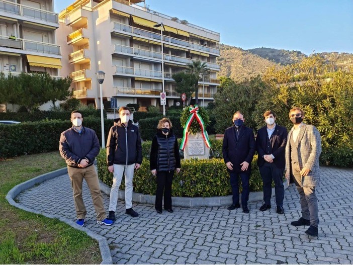 Ventimiglia, i giovani della Lega della provincia di Imperia commemorano i martiri delle foibe (Foto)