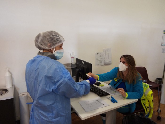 Partenza spedita per le vaccinazioni degli over 18: ieri a mezzanotte erano oltre 10mila i prenotati