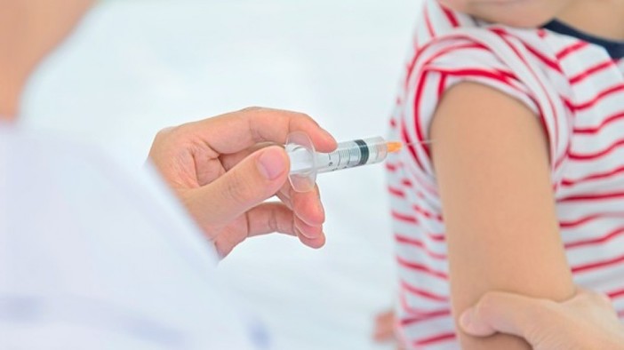 Covid, Toti incontra i pediatri: "Già a lavoro per organizzare e vaccinazione under 12 in hub dedicati"