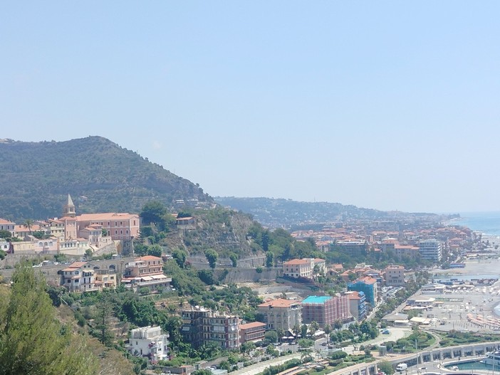 "La città è sporca", Ventimiglia Progressista attacca: "Il contratto non basta a spiegare i problemi della città"