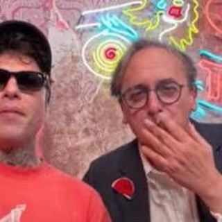 Bonelli e la gag dello spinello da Fedez: "Niente di preparato, ho fumato per lanciare un messaggio"