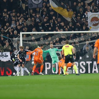 L’Udinese torna a vincere, tris alla Fiorentina