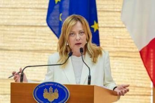 Artico, la linea di Meloni: "Presenza Italia in Groenlandia da valutare con la Nato" Artico, la linea di Meloni: "Presenza Italia in Groenlandia da valutare con la Nato"