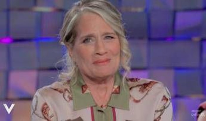 Heather Parisi a Verissimo chiude il 'caso Cuccarini': "L'ho scoperta io, tra noi mai problemi" Heather Parisi a Verissimo chiude il 'caso Cuccarini': "L'ho scoperta io, tra noi mai problemi"