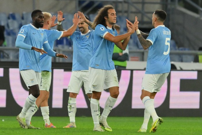 La Lazio continua a risalire la classifica, 2-0 al Cagliari La Lazio continua a risalire la classifica, 2-0 al Cagliari